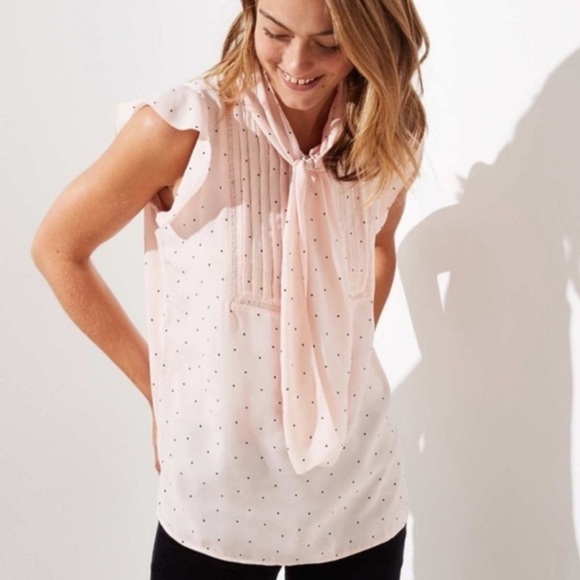 NWT LOFT Pale Pink Pleated Bow Tie Front Blouse With Black Polka Dots Sz: M - Picture 4 of 10